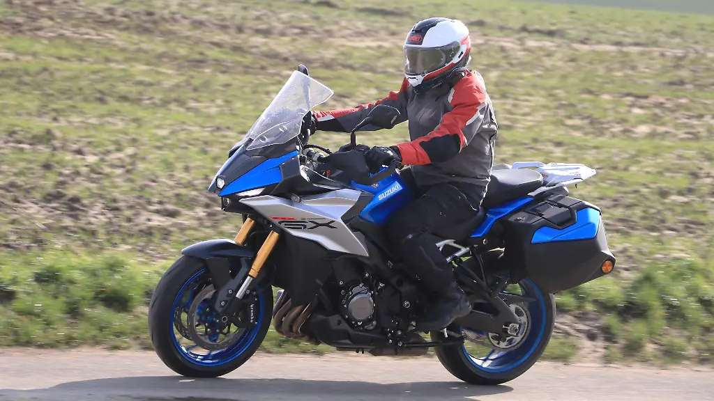 Suzuki-GSX-S1000GX-FotoRKM-02