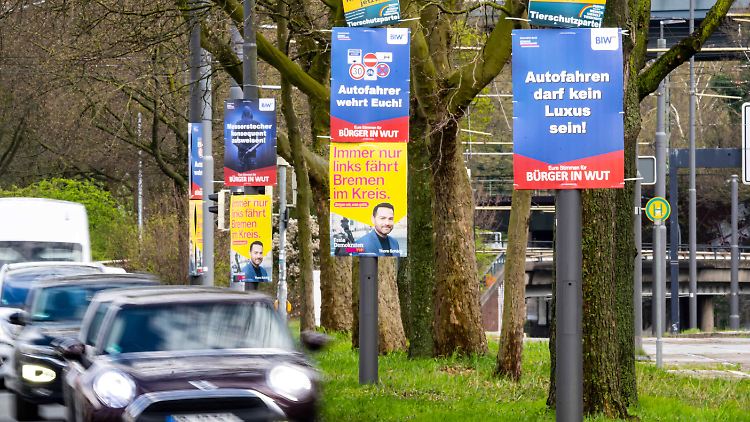 Wahlplakate der BIW in Bremen.
