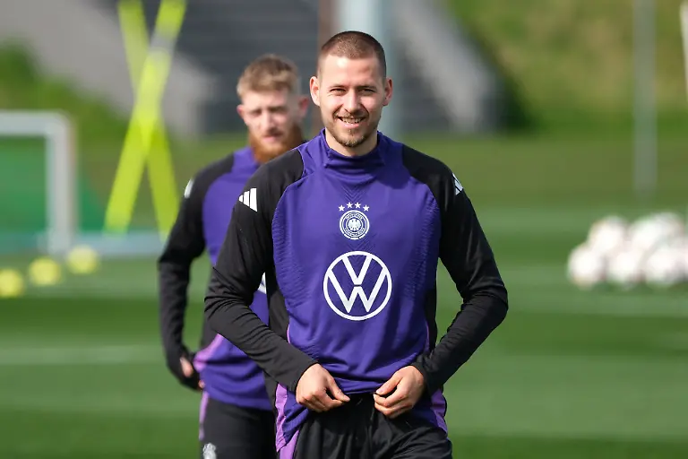 efc23a61db9e945e552be8731713cc58