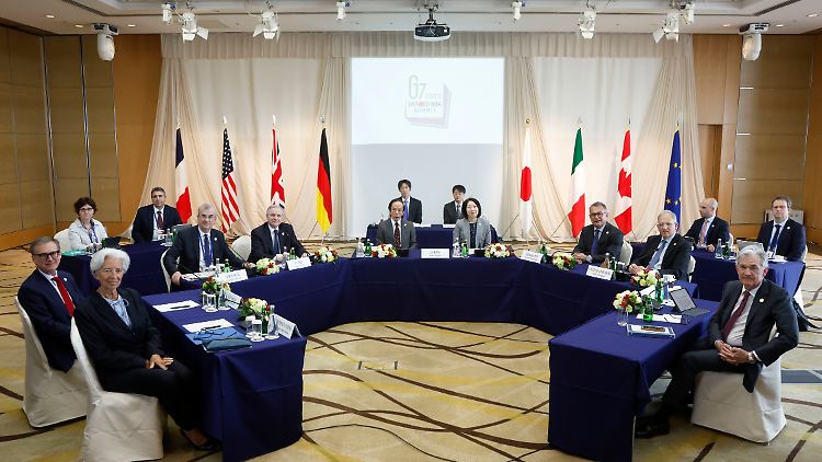 An dem G7-Treffen nahmen auch die Notenbankchefs teil, die hier in einer separaten Runde beraten.
