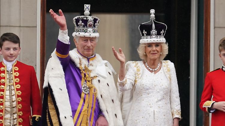 Wollen auch nach der traditionellen Krönungszeremonie lieber modern wohnen: König Charles III. und seine Ehefrau Camilla.