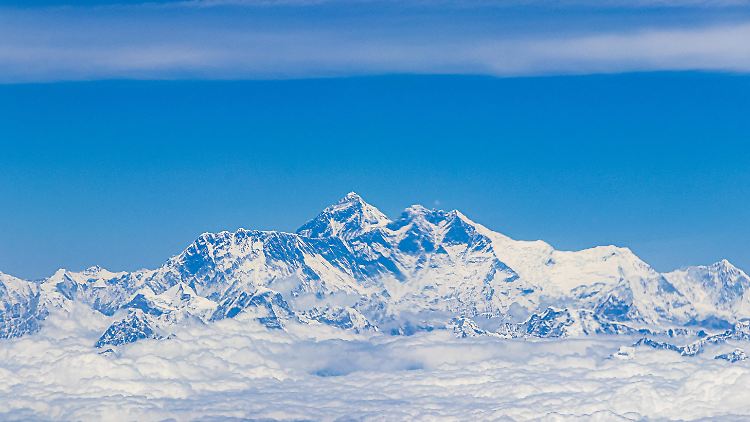 In der diesjährigen Frühlingssaison will eine Rekordzahl von Menschen den Mount Everest besteigen.