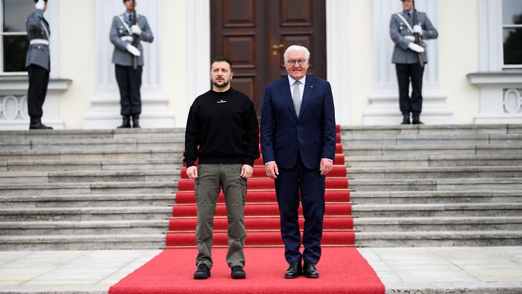 Der erste Besuch von Präsident Selenskyj in Deutschland seit Beginn des Ukraine-Krieges.