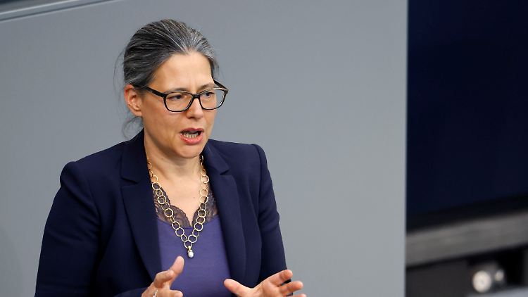 "Statt Stimmungsmache ist Sacharbeit gefragt", sagt Nina Scheer.