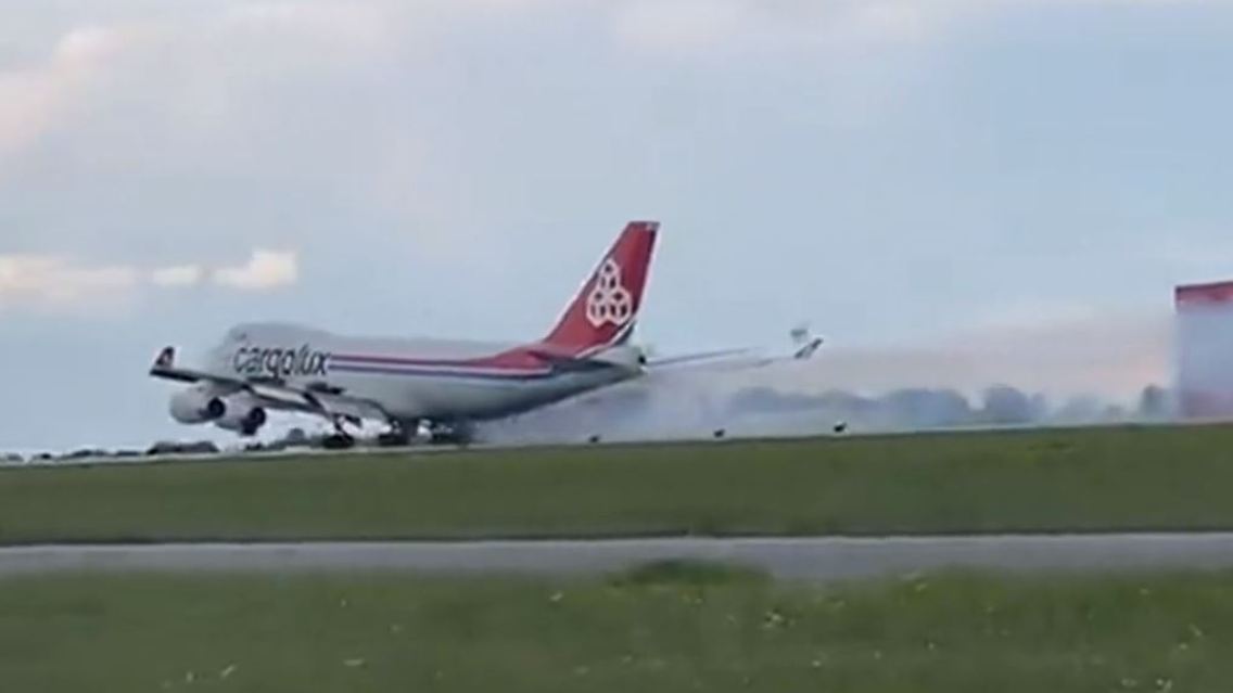 flugzeug1.JPG