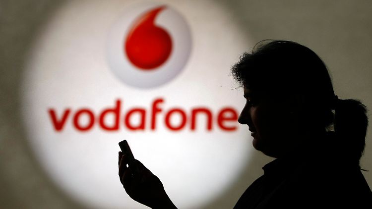 Vodafone will weltweit 11.000 Stellen streichen.
