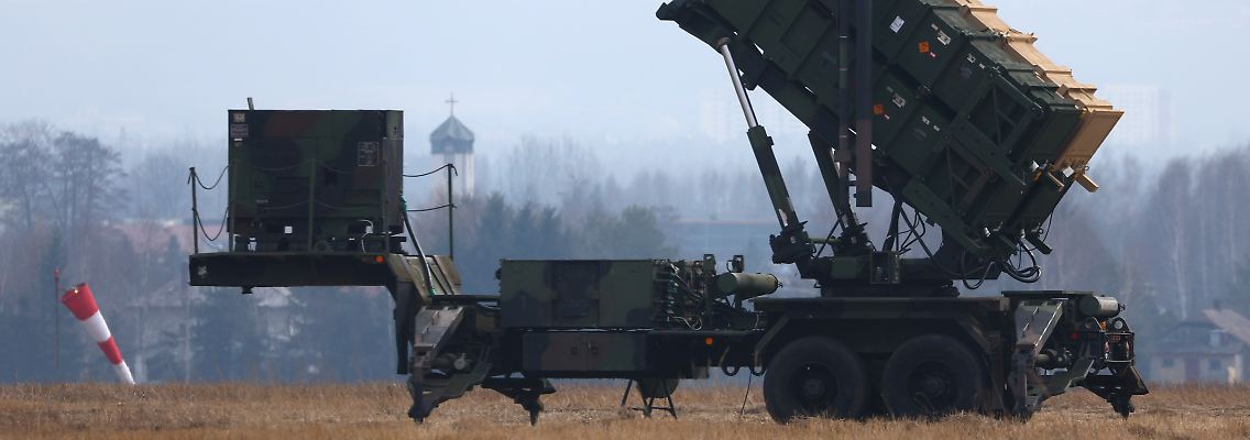 2022-03-16T142736Z_351299517_RC2O3T9VZIH8_RTRMADP_3_UKRAINE-CRISIS-BORDER-POLAND.JPG