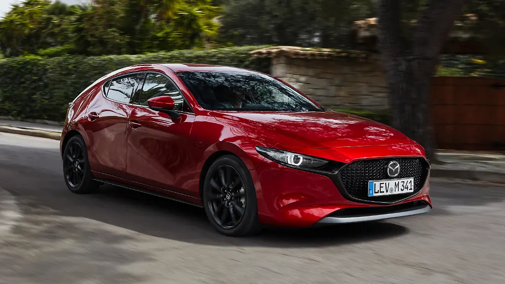 mazda3-2024-spain-act-01-highres