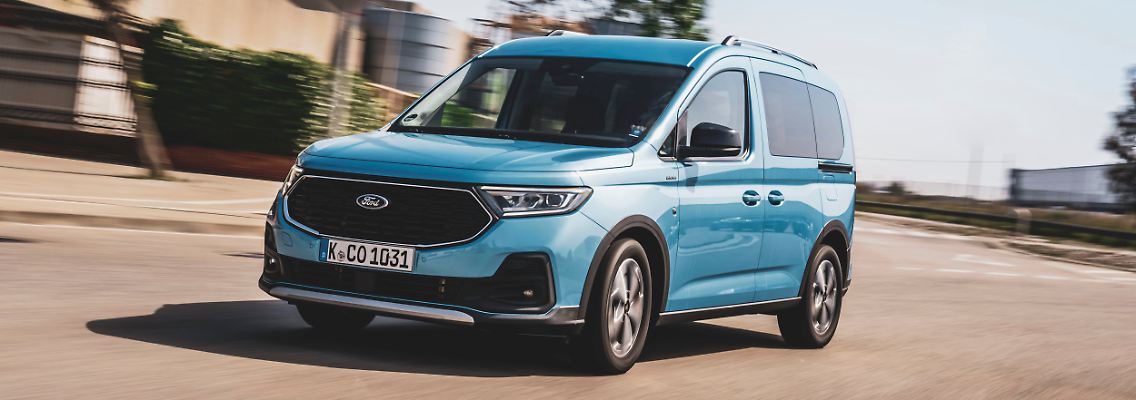 2022_FORD_TOURNEOCONNECT__ACTIVE__EXT_07.jpg