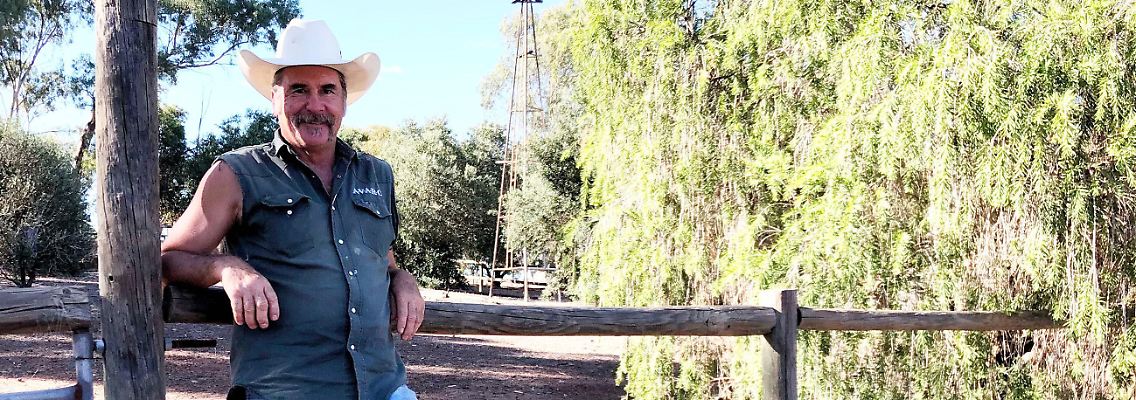 Cowboy Tom geht bei Hofdame Astrid endlich in die Offensive - Quelle RTL.jpg