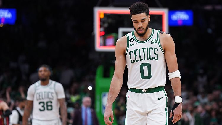 Jayson Tatum konnte seine Celtics wieder nicht zum Sieg führen.
