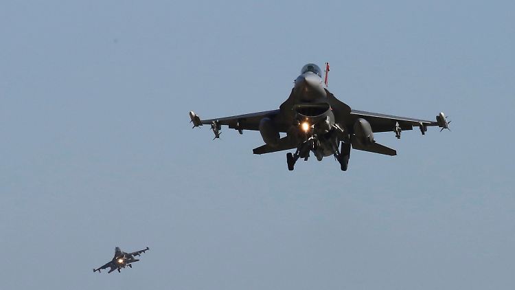Die F-16 gelten noch immer als äußerst leistungsfähig und sind weit verbreitet.