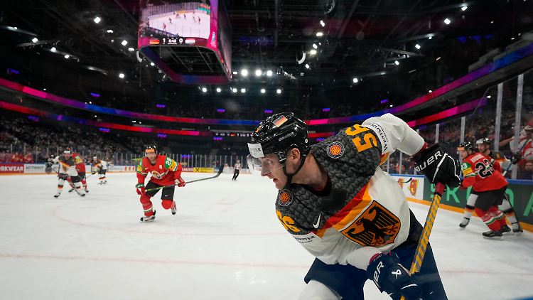 Manuel Wiederer und das deutsche Eishockey-Nationalteam durften schon wieder jubeln.