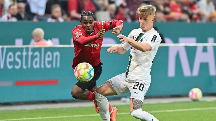 Leverkusens Frimpong und Gladbachs Netz schenkten sich nichts.