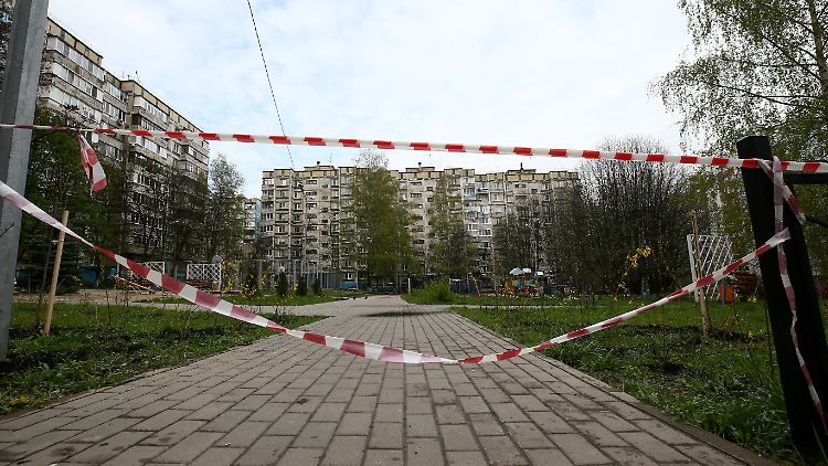 Beim Angriff auf Belgorod wurden nach Behördenangaben mehrere Häuser beschädigt und ein Kindergarten in Brand gesetzt.