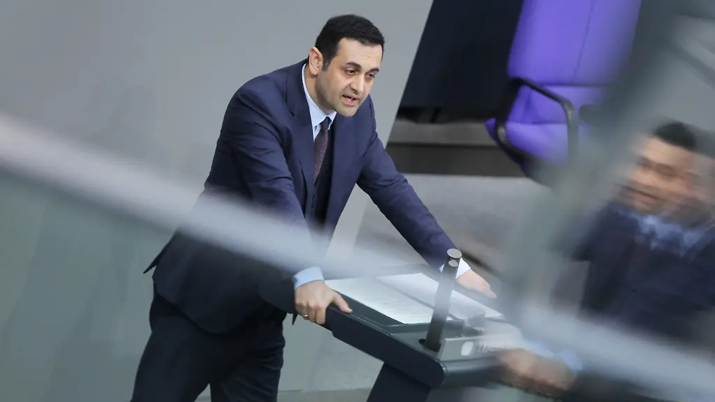 3de28be97cd7b36b06173282368c7b8a