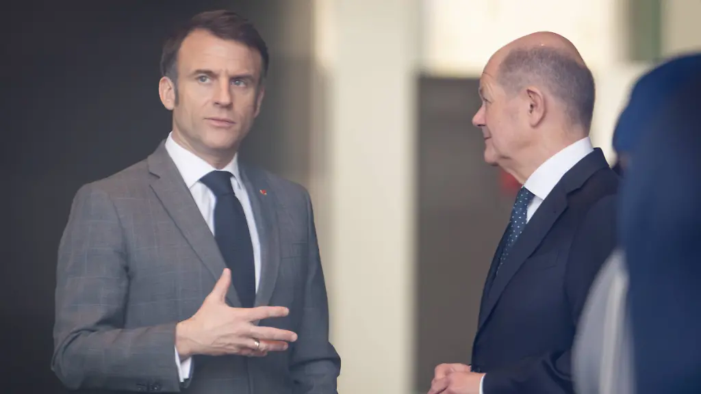 69abc9d0f580d18fd7c070d9b70d1aa3