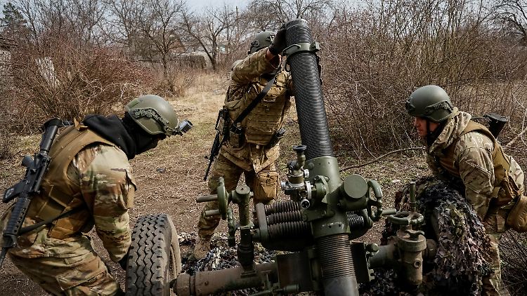 Hier kämpfen Mitglieder der "Legion Freiheit Russlands" in der Region Donezk. Aktuell sind einige der Partisanen in Belgorod aktiv. 