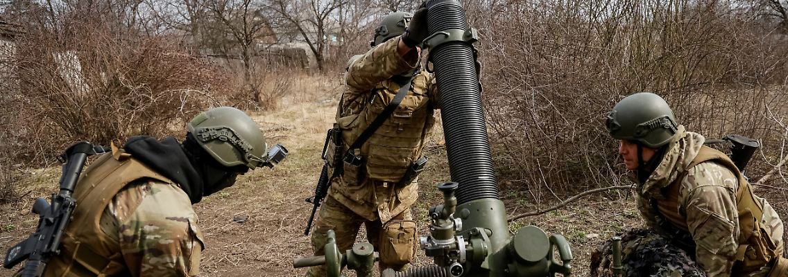 2023-03-22T102235Z_442285885_RC2AYZ9YOEST_RTRMADP_3_UKRAINE-CRISIS-DONETSK-REGION.JPG