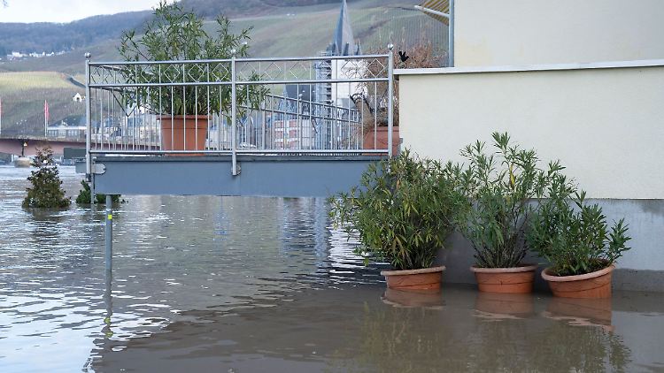 Starkregen kann zu schweren Überflutungen führen.