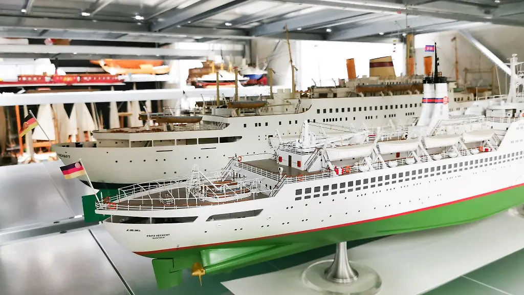 Schiffsmodelle-des-Deutschen-Schifffahrtsmuseums-in-Bremerhaven