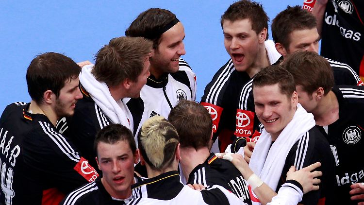 "Die Mannschaft hat zu bestehen", hatte Trainer Brand gefordert.
