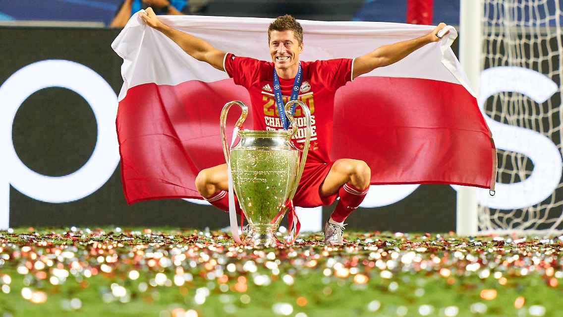 Robert Lewandowski schießt den FC Bayern München zu zahlreichen Titeln, am Ende der gemeinsamen Zeit knirscht es allerdings heftig. Doch schließlich geht alles seinen geregelten Gang und ...