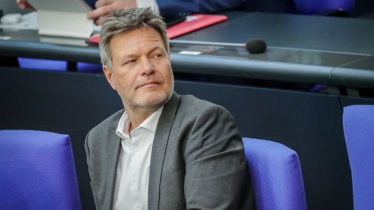 Wirtschaftsminister Habeck will gesellschaftlichen Rückhalt für den Klimaschutz schaffen.
