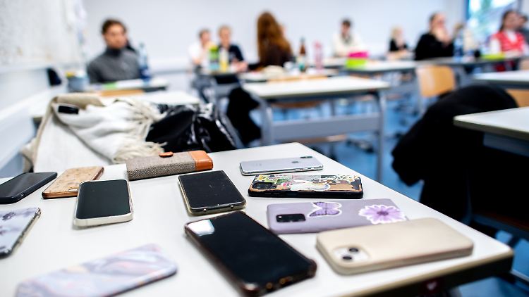 Realschullehrer widersprechen - entsprechende Vorkehrungen bei Prüfungen reichen ihrer Meinung nach.