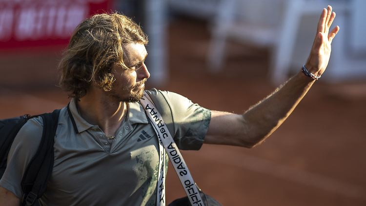 Alexander Zverev kehrt an den Ort seiner Horrorverletzung zurück.