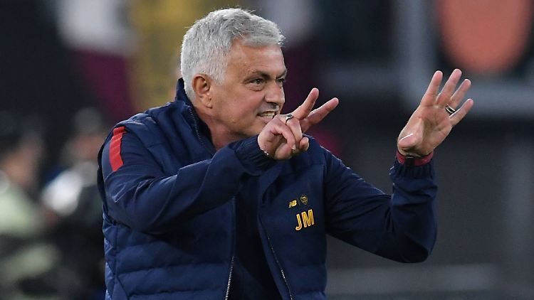 Mit sechs (nicht sieben) europäischen Titeln würde José Mourinho die Bestmarke von Giovanni Trapattoni knacken.