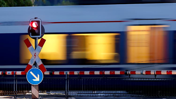 Das Deutschlandticket braucht bei der Umsetzung noch etwas Zeit.