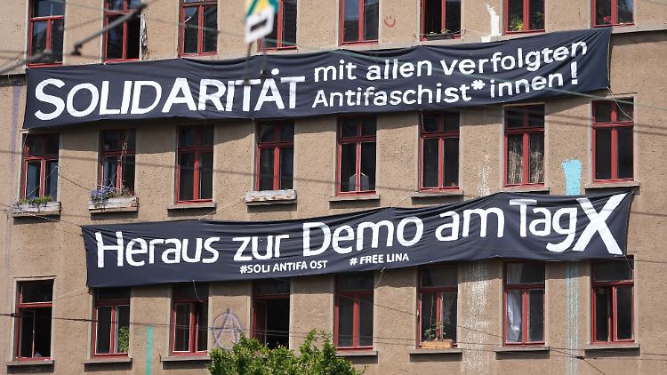 Als "Tag X" gilt der Samstag nach dem Urteil im Dresdner Linksextremismus-Prozess gegen die Studentin Lina E. und drei Mitangeklagte.