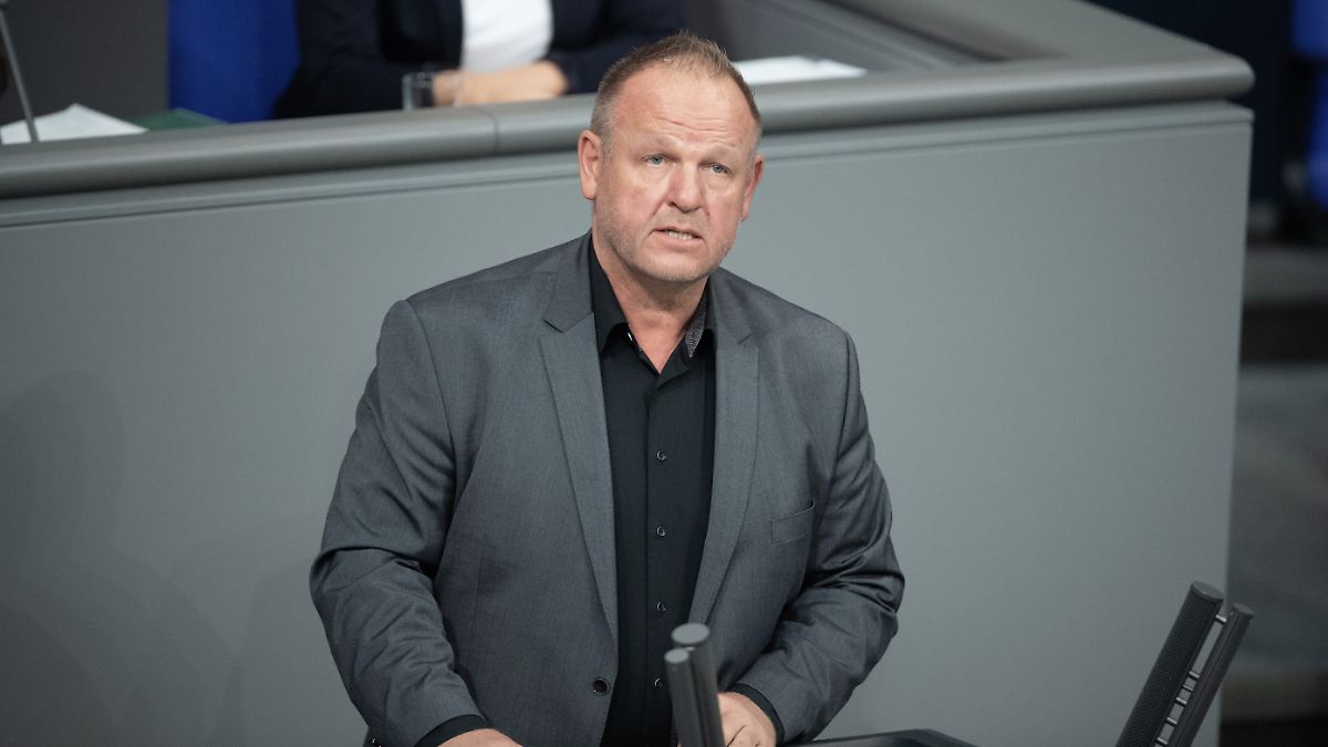 "Skandalöses Verhalten"AfD versucht Putsch in Bundestagsausschuss