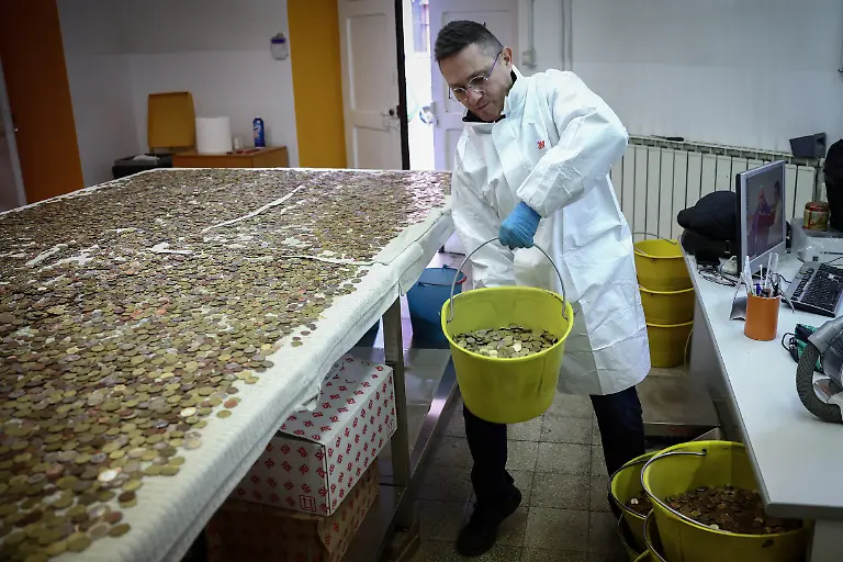 5fcc476530fae6296f2933eb5c71a8e8