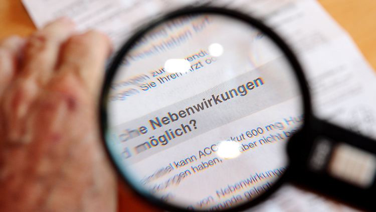 Gesetzlich ist es vorgeschrieben, über die möglichen Nebenwirkungen eines Medikamentes zu informieren. 
