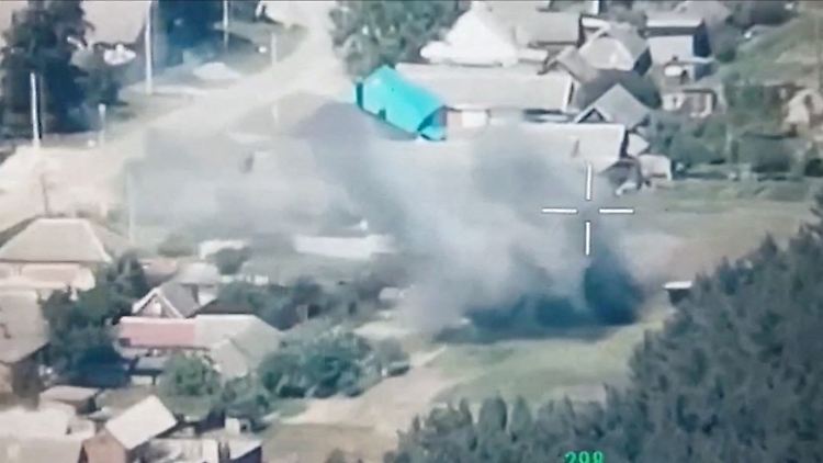 Zu den Angriffen auf russisches Gebiet bekennen sich die kremlkritischen Milizen "Russisches Freiwilligenkorps" und "Legion Freiheit Russlands".