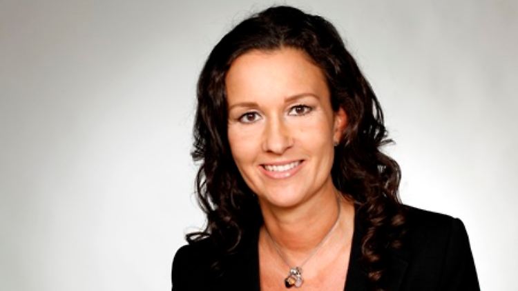 Christiane Beyerhaus leitet an der International School of Management die Studiengänge Global Brand & Fashion Management sowie Luxury Sales & Fashion Management.