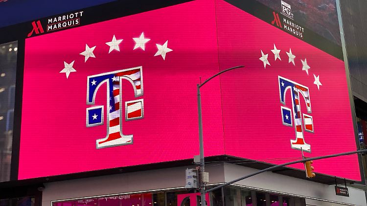 T-Mobile US verhandelt nach eigener Aussage nicht mit Amazon über einen Einstieg in das Mobilfunkgeschäft.