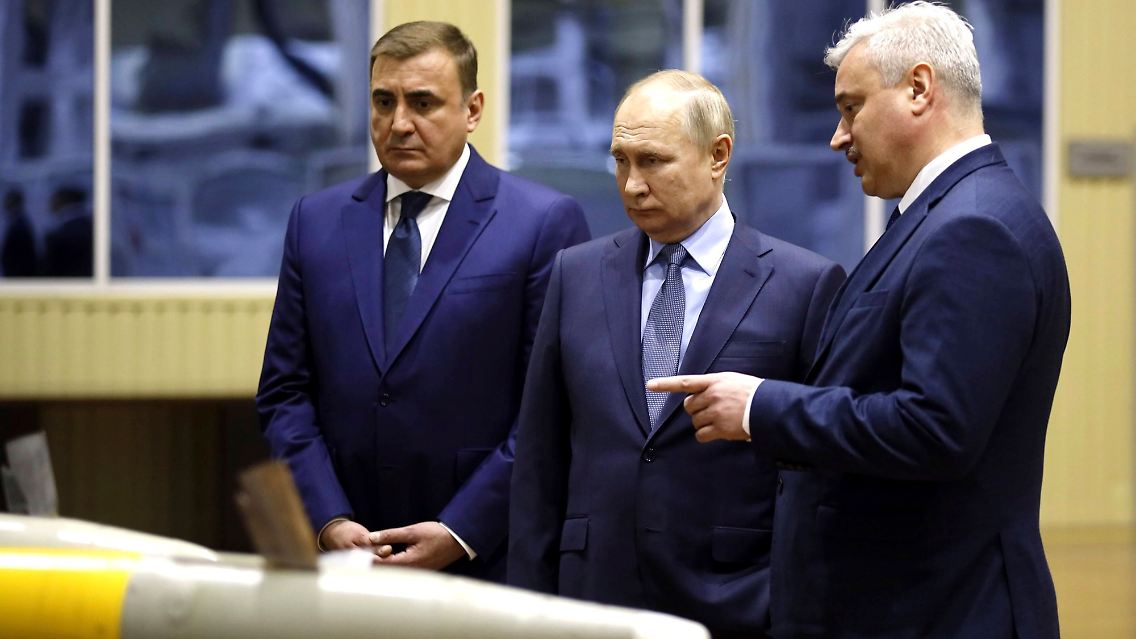 Im Dezember inspizierte Wladimir Putin die Produktion russischer Waffensysteme in Tula.