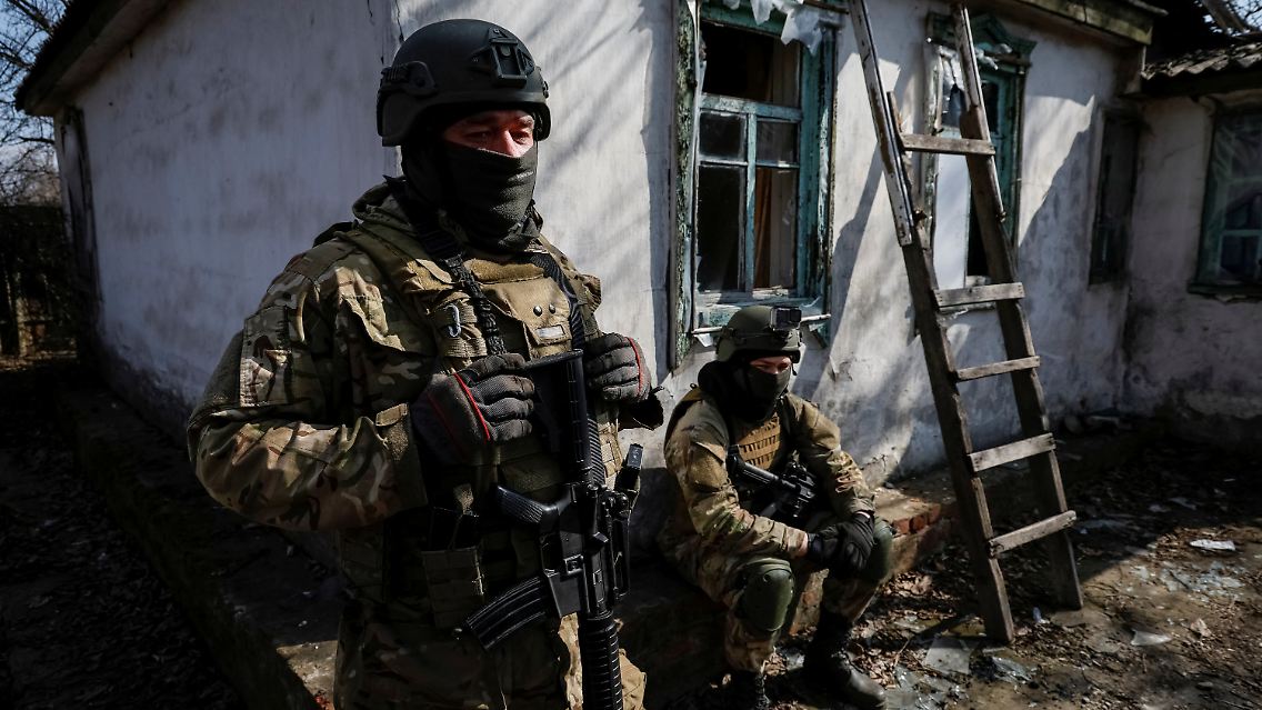 Kämpfer der Legion "Freedom of Russia" in der Region Donezk