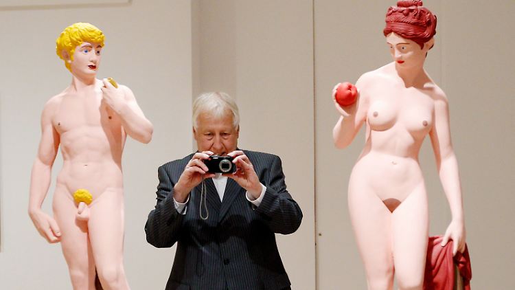 Hielt mit seinen subversiv-skurrilen Aktionen der Kunstszene den Spiegel vor: Hans-Peter Feldmann.