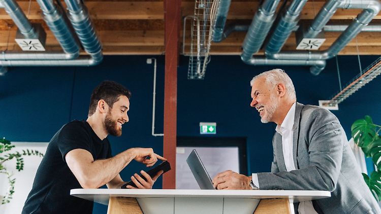 Erst mal ankommen: Die ersten Tage im neuen Job sind aufregend und anstrengend.