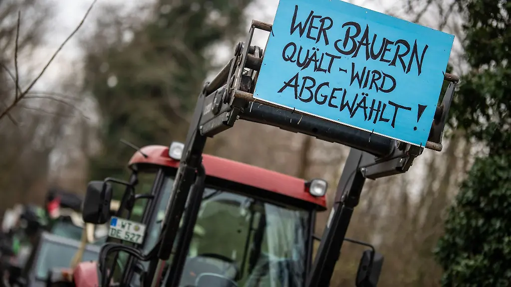 Landwirte-demonstrieren-gegen-die-aktuelle-Bundesregierung