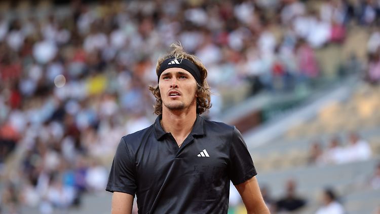 Dritter Sieg unter Flutlicht: Tennisstar Zverev darf sich Hoffnungen auf ein Grand-Slam-Endspiel machen.