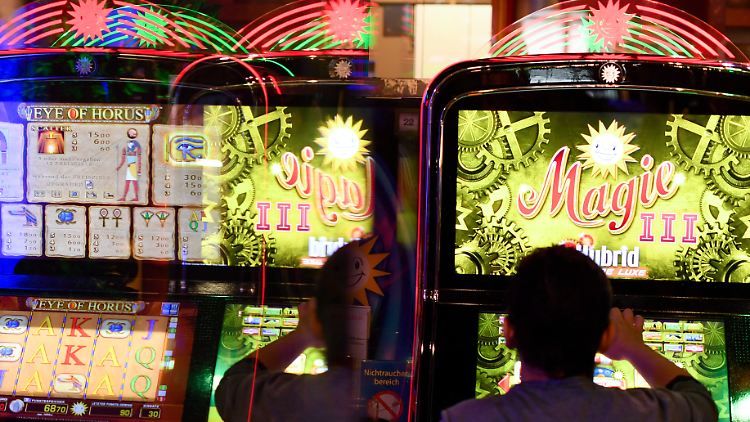 80 Prozent der Deutschen haben die Merkur-Sonne schon einmal gesehen. Sie ist das Markenzeichen des Familienunternehmens Gauselmann, das neben Spielhallen auch Onlinecasinos betreibt. 