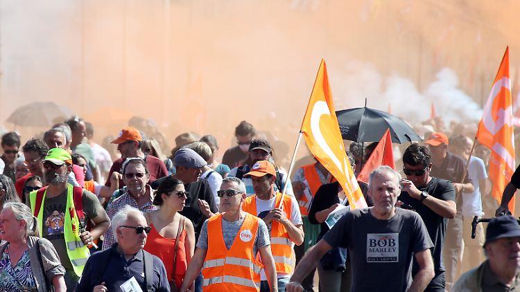 Etwa 250 Demonstrationen sollten landesweit stattfinden. 