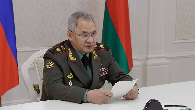 Russland räumt Verluste ein - auf Seiten der Ukraine sollen sie deutlich größer ausfallen.
