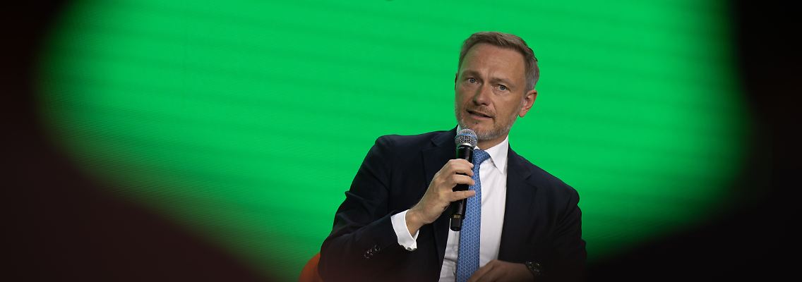 411913759.jpg