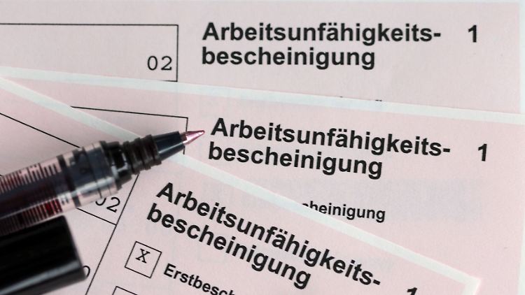 Seit Januar gibt es in Deutschland die elektronische Krankschreibung - der Gang zum Arzt wäre auch deshalb nicht mehr nötig.
